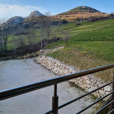 24a01 Apartamento Cabrales Appartamento Arenas De Cabrales